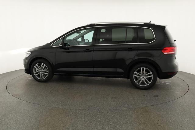 Volkswagen Touran Comfortline BMT/Start-Stopp 1.5 TSI DSG Comfortline, 7-Sitzer, AHK, easyOpen, Navi, Winterpaket 