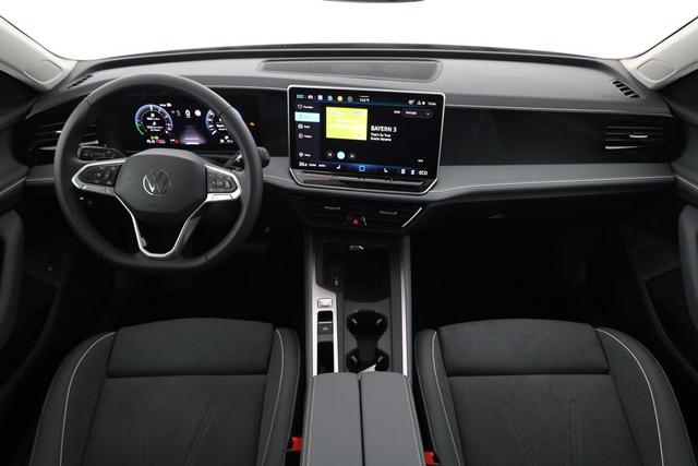 Volkswagen Passat Variant 1.5 TSI eHybrid 150 kW Business Business, IQ.Light, AHK, Winter plus, Akustik, Navi, sofort 