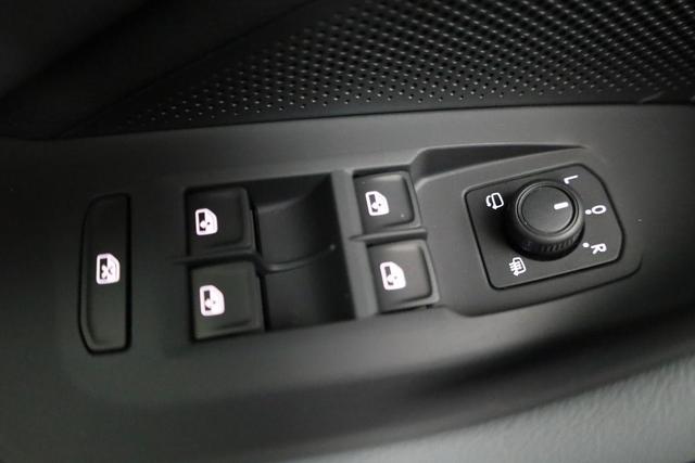 Volkswagen Passat Variant 1.5 TSI eHybrid 150 kW Business Business, IQ.Light, AHK, Winter plus, Akustik, Navi, sofort 