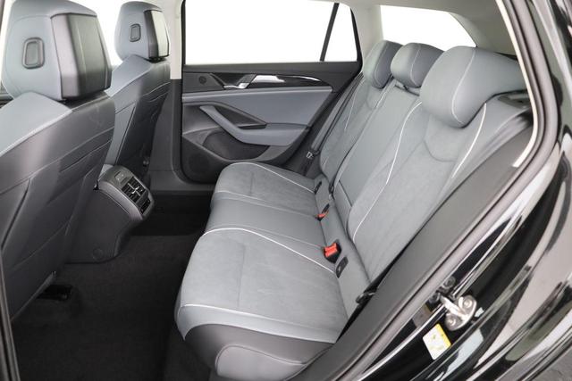 Volkswagen Passat Variant 1.5 TSI eHybrid 150 kW Business Business, IQ.Light, AHK, Winter plus, Akustik, Navi, sofort 