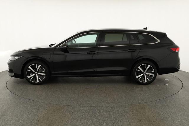 Volkswagen Passat Variant 1.5 TSI eHybrid 150 kW Business Business, HuD, 18-Zoll, Navi Pro, AHK, sofort 