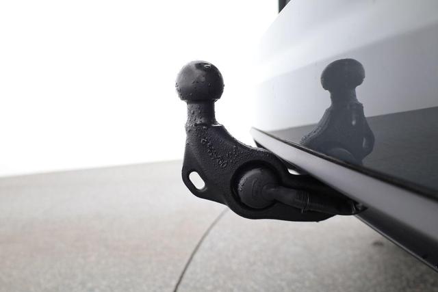 Volkswagen Touran Comfortline BMT/Start-Stopp 1.5 TSI DSG Comfortline, 7-Sitzer, AHK, easyOpen, Navi, Winterpaket 