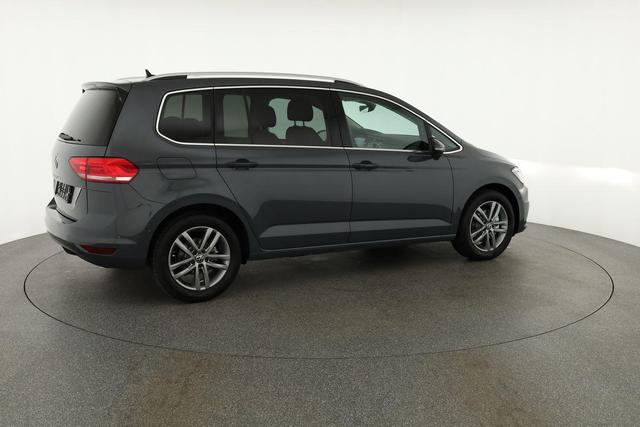 Volkswagen Touran Comfortline BMT/Start-Stopp 1.5 TSI DSG Comfortline, 7-Sitzer, AHK, easyOpen, Navi, Winterpaket 