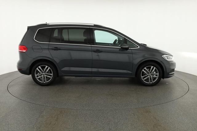 Volkswagen Touran Comfortline BMT/Start-Stopp 1.5 TSI DSG Comfortline, 7-Sitzer, AHK, easyOpen, Navi, Winterpaket 