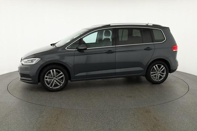 Volkswagen Touran Comfortline BMT/Start-Stopp 1.5 TSI DSG Comfortline, 7-Sitzer, AHK, easyOpen, Navi, Winterpaket 