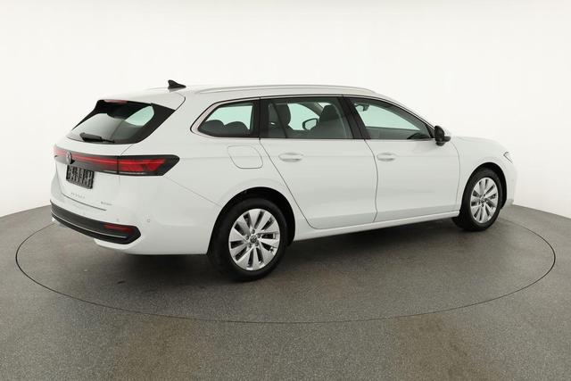 Volkswagen Passat Variant 1.5 TSI eHybrid 150 kW Business Business, AHK, Navi, Winterpaket, sofort 
