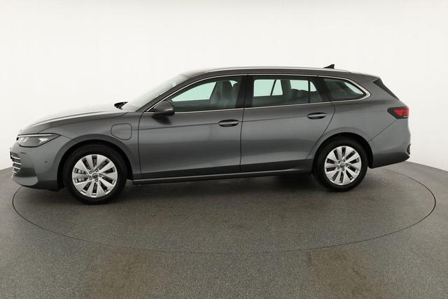 Volkswagen Passat Variant 1.5 TSI eHybrid 150 kW Business Business, AHK, Navi, Winterpaket, sofort 