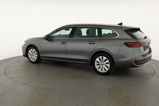 Volkswagen Passat Variant 1.5 TSI eHybrid 150 kW Business Business, AHK, Navi, Winterpaket, sofort 
