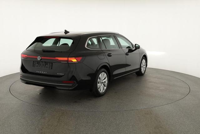 Volkswagen Passat Variant 1.5 TSI eHybrid 150 kW Business Business, AHK, Navi, Winterpaket, sofort 