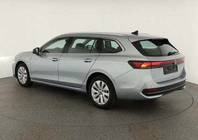 Volkswagen Passat Variant 1.5 TSI eHybrid 150 kW Business Business, AHK, Navi, Winterpaket, sofort 