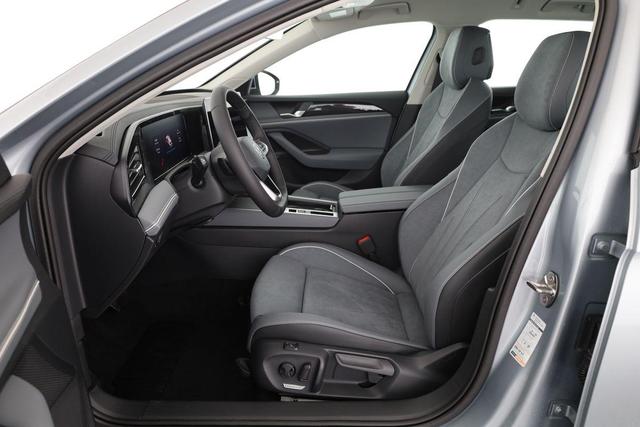 Volkswagen Passat Variant 1.5 TSI eHybrid 150 kW Business Business, AHK, Navi, Winterpaket, sofort 