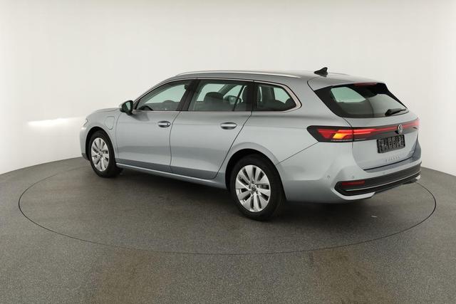 Volkswagen Passat Variant 1.5 TSI eHybrid 150 kW Business Business, AHK, Navi, Winterpaket, sofort 