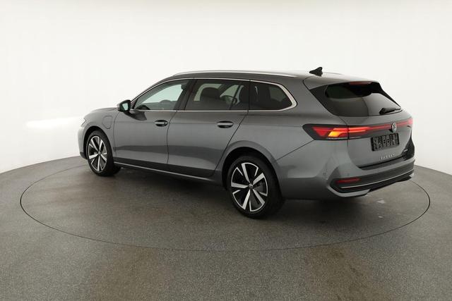 Volkswagen Passat Variant 1.5 TSI eHybrid 150 kW Business Business, HuD, 18-Zoll, Navi Pro, AHK, sofort 
