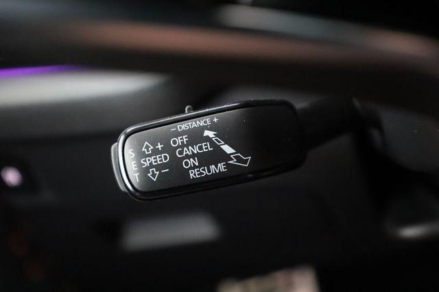 Skoda Octavia Combi RS 2.0 TSI DSG, Facelift, Pano, AHK, 19 Zoll, Canton, el. Klappe, Navi, Matrix, sofort 
