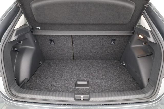 Skoda Fabia Selection 1.0 TSI Selection, AHK, LED, Sitzheizung, AppConnect 
