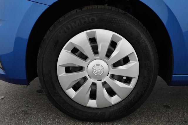 Skoda Fabia Selection 1.0 TSI Selection, Park, Winterpaket, SmartLink, 4-J Garantie 