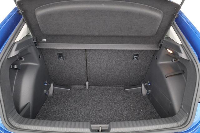 Skoda Fabia Selection 1.0 TSI Selection, Tempomat, Park, Winterpaket, SmartLink, 4-J Garantie 