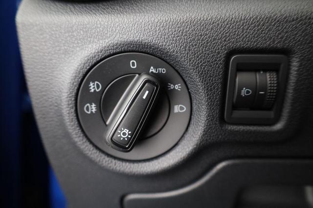 Skoda Fabia Selection 1.0 TSI Selection, Ladeboden, Park, Winterpaket, SmartLink, 4-J Garantie 