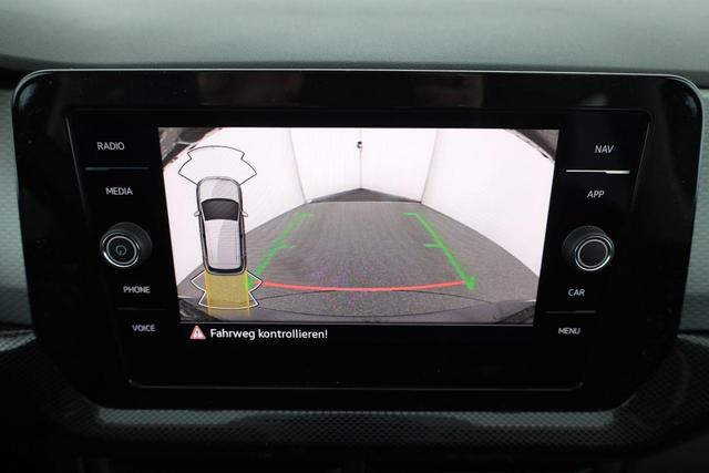 Volkswagen T-Cross 1.0 TSI 85 kW Life Life, AHK, Kamera, 17-Zoll, Winterpaket, Climatronic 