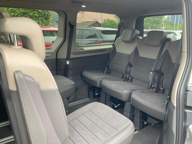 Volkswagen T7 Multivan Life lang TDI DSG Life, Teilleder, AHK, Navi, easyOpen, 7-Sitzer 