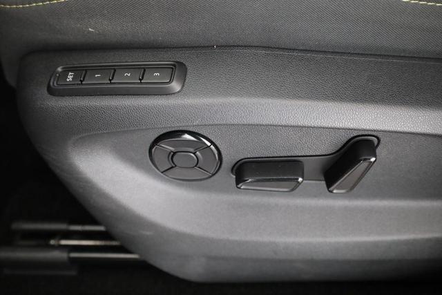 Skoda Kodiaq 2.0 TDI 142kW 4x4 Selection DSG Selection, 7-Sitzer, AHK, Navi, Matrix 