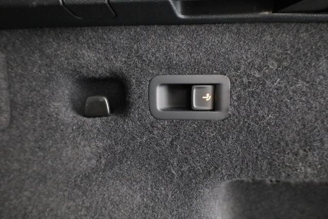 Skoda Kodiaq 2.0 TDI 142kW 4x4 Selection DSG Selection, 7-Sitzer, AHK, Navi, Matrix 