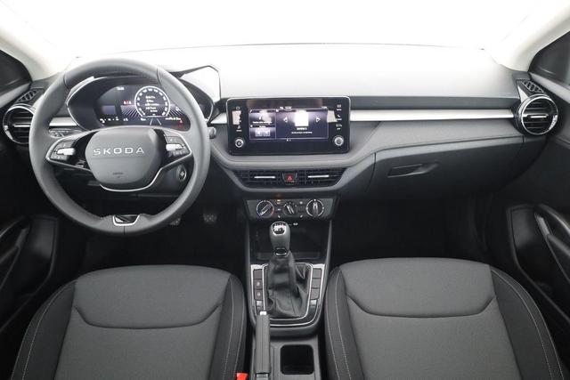 Skoda Fabia Selection 1.0 TSI Selection, Tempomat, Ladeboden, Park, Winterpaket, SmartLink, 4-J Garantie 