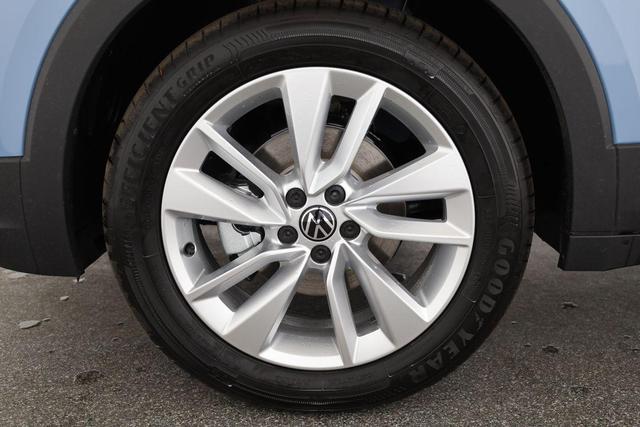 Volkswagen T-Cross 1.0 TSI 85 kW Life DSG Life, IQ.Light, AHK, ACC, Kamera, 17-Zoll, Winterpaket 