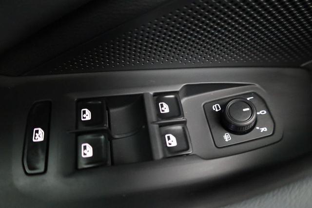 Volkswagen Passat Variant 1.5 TSI eHybrid 150 kW Business Business, AHK, Winter plus, Akustik, Navi, sofort 