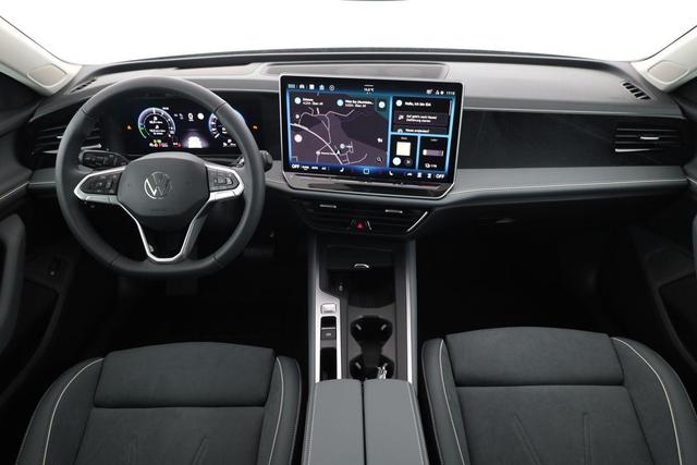 Volkswagen Passat Variant 1.5 TSI eHybrid 150 kW Business Business, IQ.Light, HuD, 18-Zoll, Navi Pro, AHK, sofort 