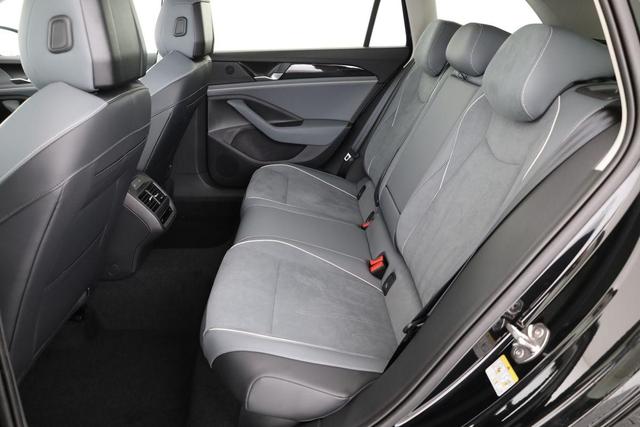 Volkswagen Passat Variant 1.5 TSI eHybrid 150 kW Business Business, IQ.Light, HuD, 18-Zoll, Navi Pro, AHK, sofort 