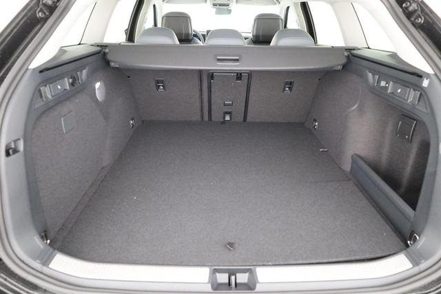 Volkswagen Passat Variant 1.5 TSI eHybrid 150 kW Business Business, IQ.Light, HuD, 18-Zoll, Navi Pro, AHK, sofort 
