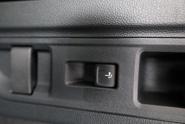 Volkswagen Passat Variant 1.5 TSI eHybrid 150 kW Business Business, IQ.Light, HuD, 18-Zoll, Navi Pro, AHK, sofort 