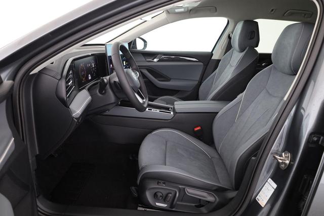 Volkswagen Passat Variant 1.5 TSI eHybrid 150 kW Business Business, IQ.Light, HuD, 18-Zoll, Navi Pro, AHK, sofort 