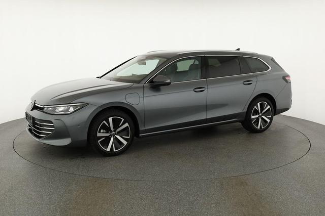 Volkswagen Passat Variant 1.5 TSI eHybrid 150 kW Business Business, IQ.Light, HuD, 18-Zoll, Navi Pro, AHK, sofort 