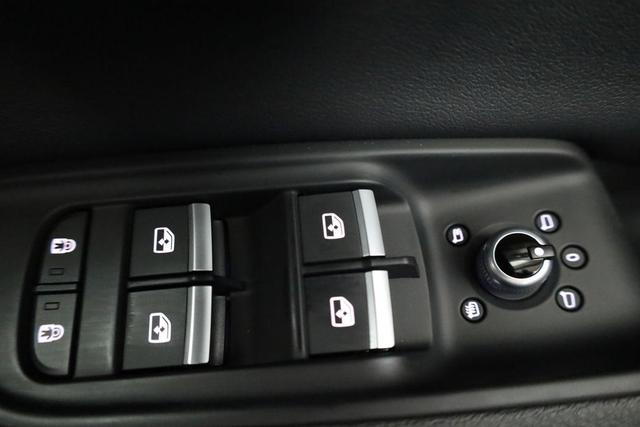 Audi Q7 50 TDI quattro, Luft, AHK, Leder, Kamera, Tour, 4-J Garantie 