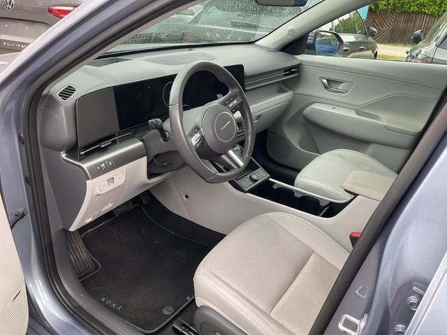 Hyundai KONA - Prime Elektro 2WD EV 65,4 kWh, Leder, BOSE, 360 Kamera, Sitzbelüftung