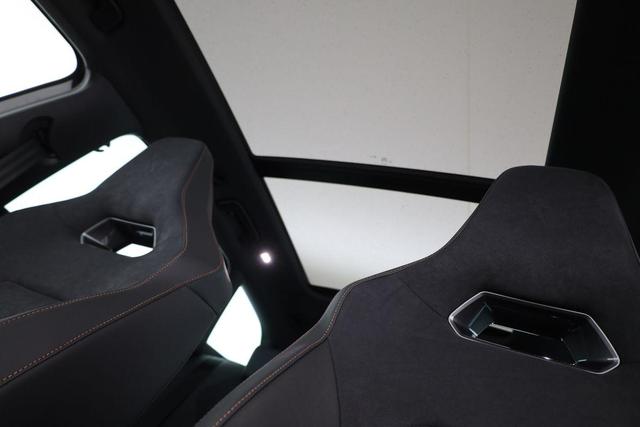 Cupra Leon Sportstourer 2.0 TSI 245 kW 4Drive VZ ST DSG 4Drive, AHK, Pano, el. Klappe, Navi 