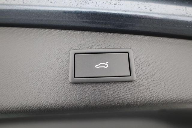 Cupra Leon Sportstourer 2.0 TSI 245 kW 4Drive VZ ST DSG 4Drive, AHK, Pano, el. Klappe, Navi 