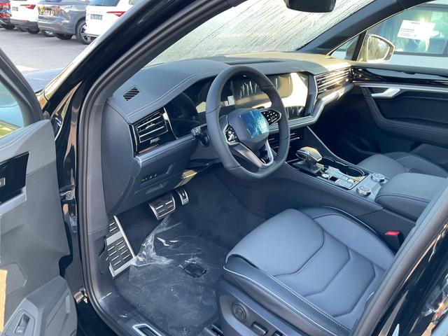 Volkswagen Touareg - 3.0 TDI 210 kW 4Motion R-Line V6 Black, HUD, Leder, Luft, Standheizung, 5-J Garantie
