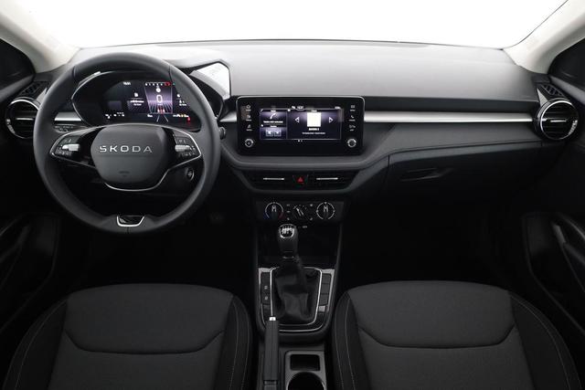 Skoda Fabia Selection 1.0 TSI 130 Jahre, Kamera. 15-Zoll schwarz, Winterpaket 
