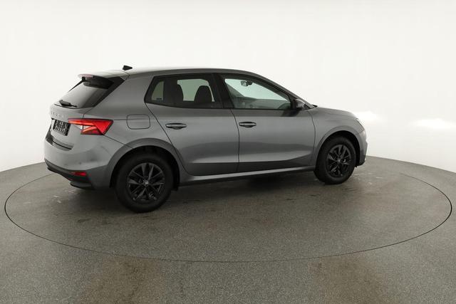 Skoda Fabia Selection 1.0 TSI 130 Jahre, Kamera. 15-Zoll schwarz, Winterpaket 