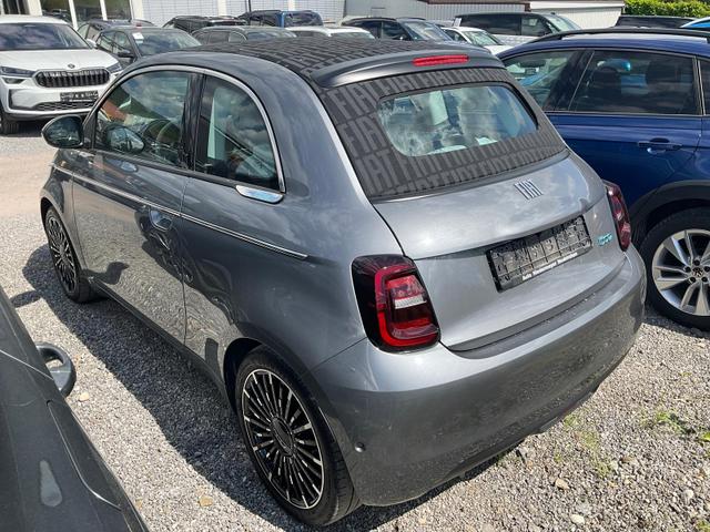 Fiat 500e Cabrio La Prima 43kWh, Leder, Navi, Kamera, LED 