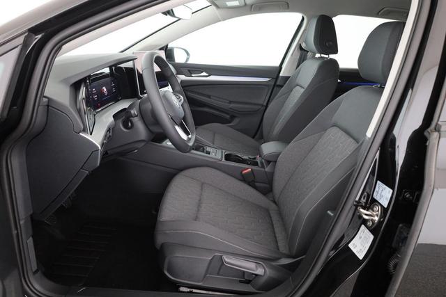 Volkswagen Golf VIII 1.5 TSI Life, Kamera, Ready2, Winterpaket, 3-J Garantie 