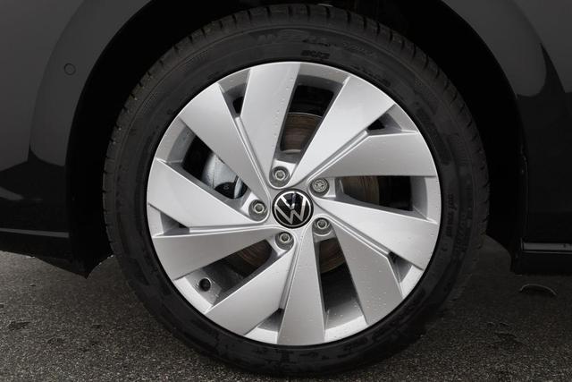 Volkswagen Golf VIII 1.5 TSI Life, Kamera, Ready2, Winterpaket, 3-J Garantie 