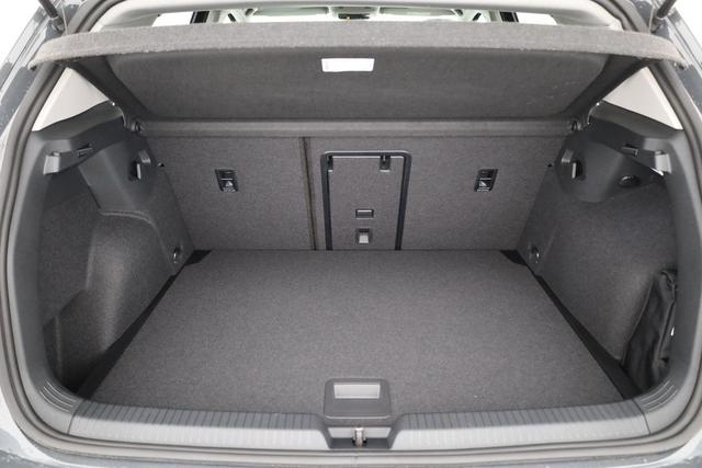 Volkswagen Golf VIII 1.5 TSI Life, Kamera, Ready2, Winterpaket, 3-J Garantie 
