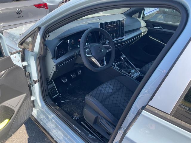 Volkswagen Golf - 1.5 TSI 110 kW R-Line VIII Black, Navi, 18-Zoll, Kamera, LED-Plus, 3-J Garantie