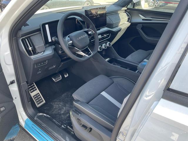 Skoda Kodiaq - 2.0 TDI 142kW 4x4 Sportline DSG Sportline, 7-Sitzer, Pano, 20-Zoll, AHK, Navi, Matrix