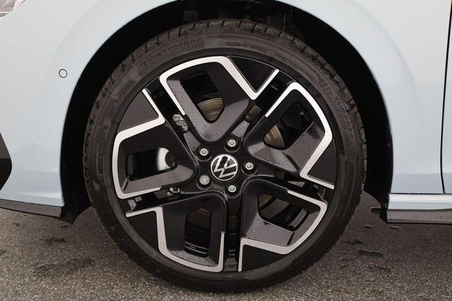 Volkswagen Golf 1.5 TSI 110 kW R-Line VIII Black, 18-Zoll, Kamera, LED-Plus, 3-J Garantie 