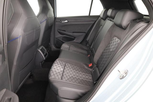 Volkswagen Golf 1.5 TSI 110 kW R-Line VIII Black, Navi, 18-Zoll, Kamera, LED-Plus, 3-J Garantie 